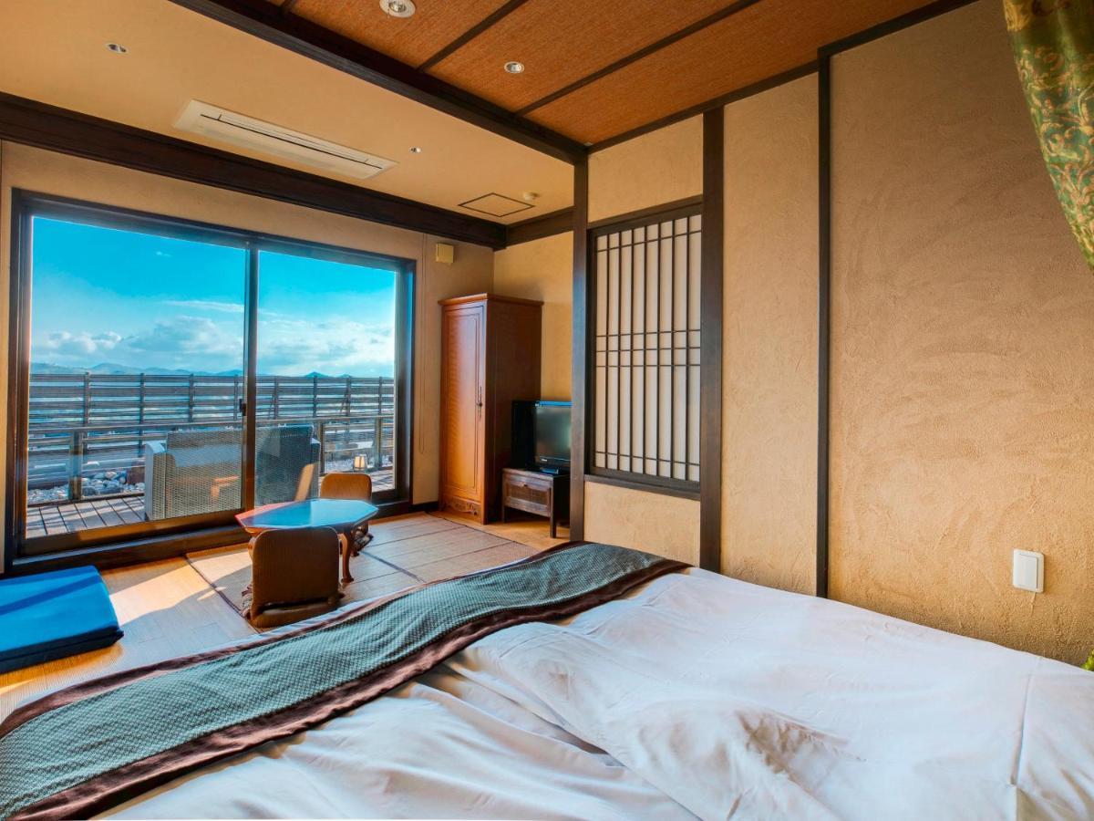 Ijika Daiichi Kagura Toba